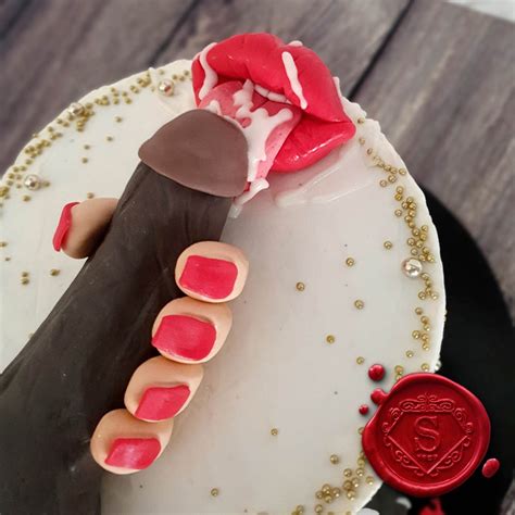 penis cake